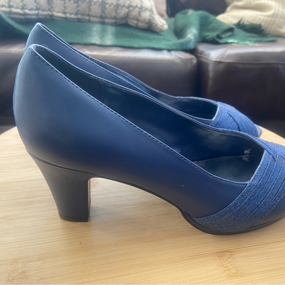 Elegant Blue Women's Heels